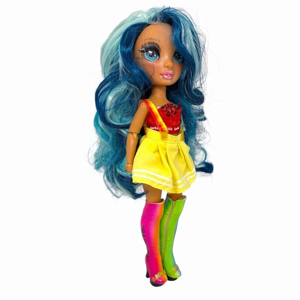 Rainbow High Skylar Bradshaw Series 1 Fashion Doll Blue Hair Shirt Skirt/Overall